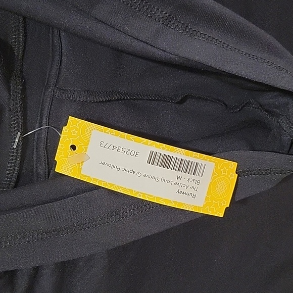 Runway Hoodie - Picture 4 of 4